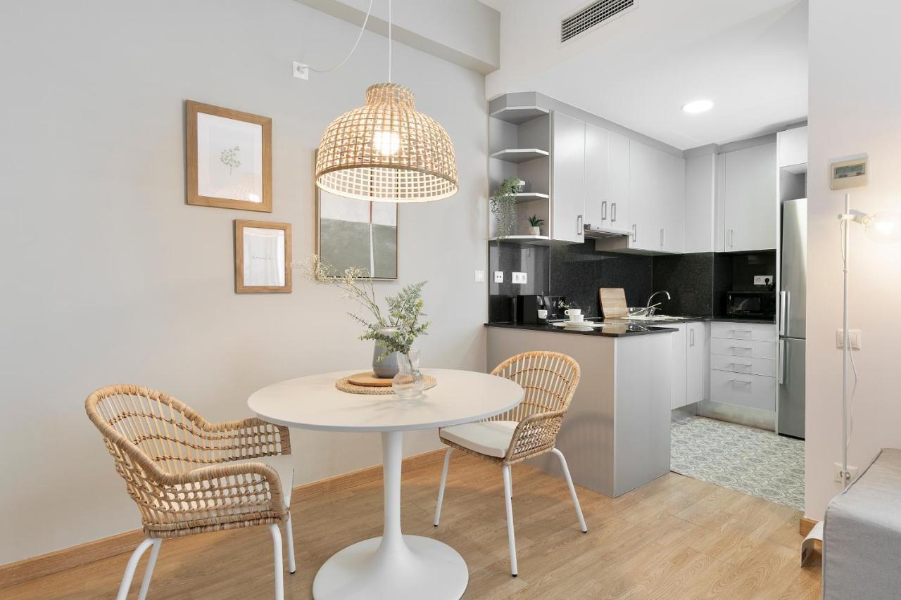 Click&Flat Sugranyes Leilighet Barcelona Eksteriør bilde