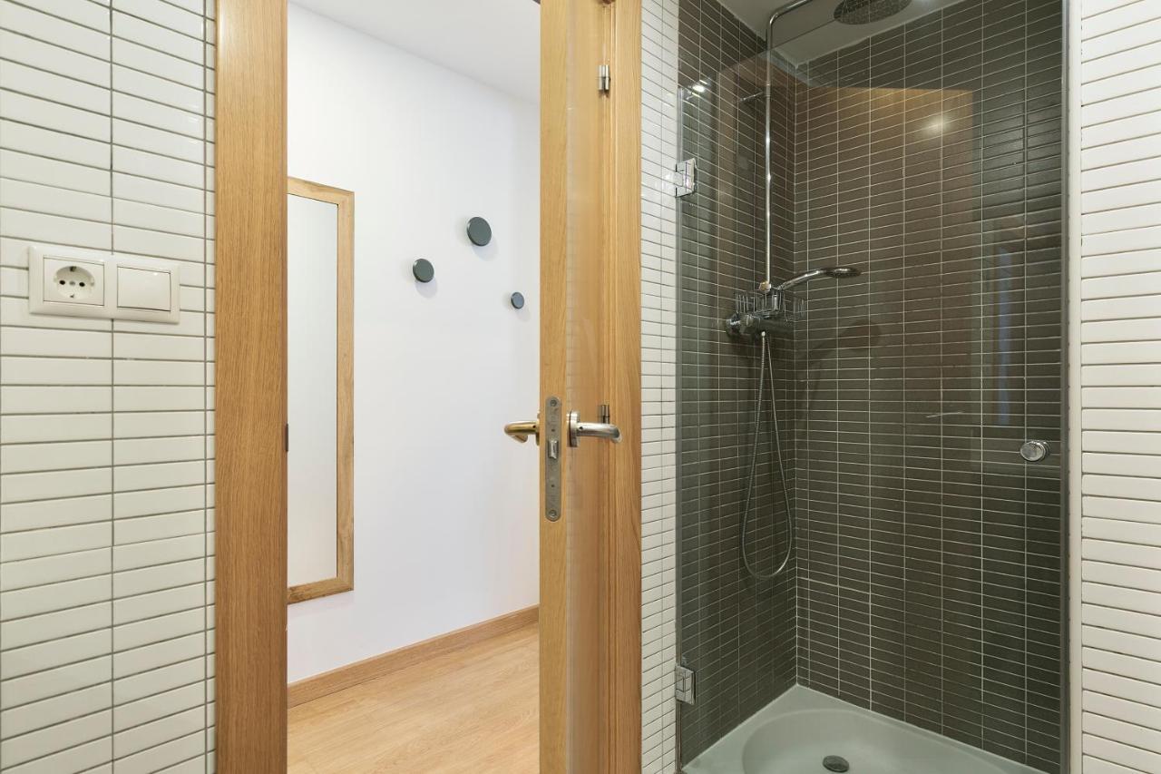 Click&Flat Sugranyes Leilighet Barcelona Eksteriør bilde